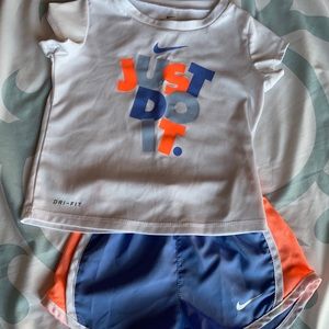 Athletic Apparel Bundle 🎀🛍